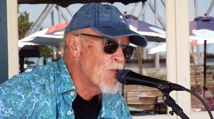 Tom Edwards performing in Fernandina Beach