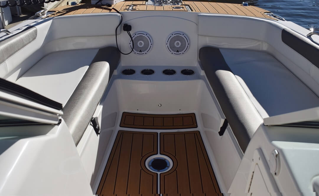 Bow seating small boat