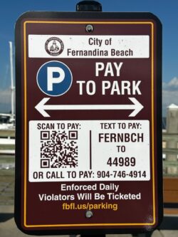 Paid parking sign in Fernandina Beach