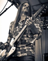 Musician Paul Ivey
